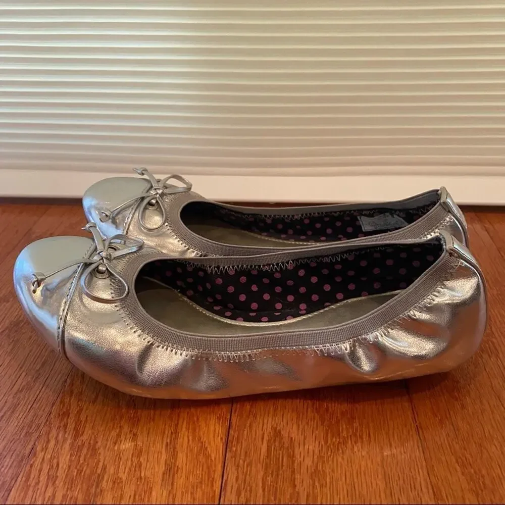 Sperry Elise Silver Ballet Flats sz 1.5 Silver Rounded Toe Shoes